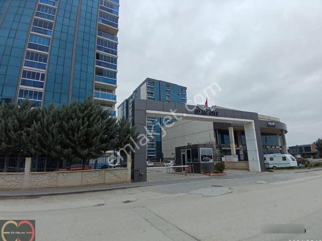 Ozan City Bağlıca Havuzlu Sitede 1+1 Full Eşyalı