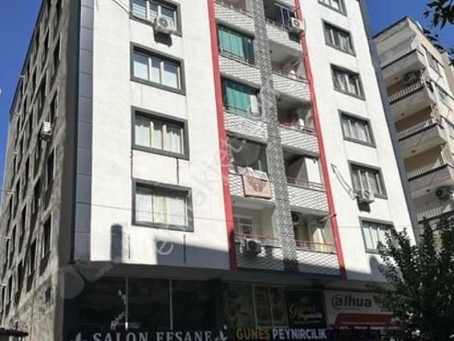 Özbal Emlak Ofis Gevran Caddesinde Satılık Temiz Daire