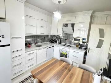 Özbay Gayrimenkulden Yenice Mahallesinde Satılık 3+1 Daire