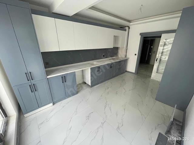 ÖZDEMİR İNŞAAT'TAN YERDEN ISITMALI GENİŞ M2 Lİ 4+1 DAİRE