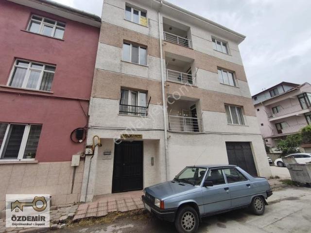 Özdemir'den Şirintepe Mah.anadolu Ünv. Yakını Kiralık 1+1 Daire