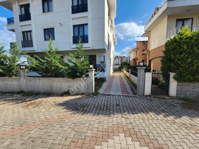 Özden Mahallesinde Kiralık 1+1