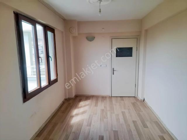 Özdere Cumhuriyet' De Kiralık Harika Manzaralı 2+1 Daire