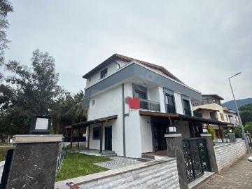 Orta Mahalle, Menderes, Menderes, İzmir ili, Ege Bölgesi