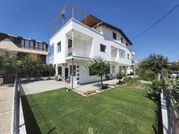 Özdere Merkezde Geniş Bahçeli Daire teklife Açık