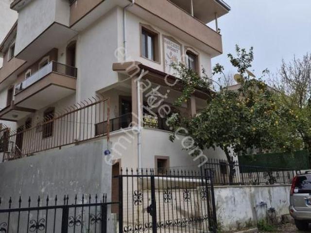 Özdere Çukuraltı Deniz Tarafı 3+1 Lüks Villa