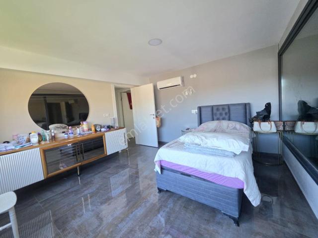 Özderede Denize 100 Metre Büyük Villa