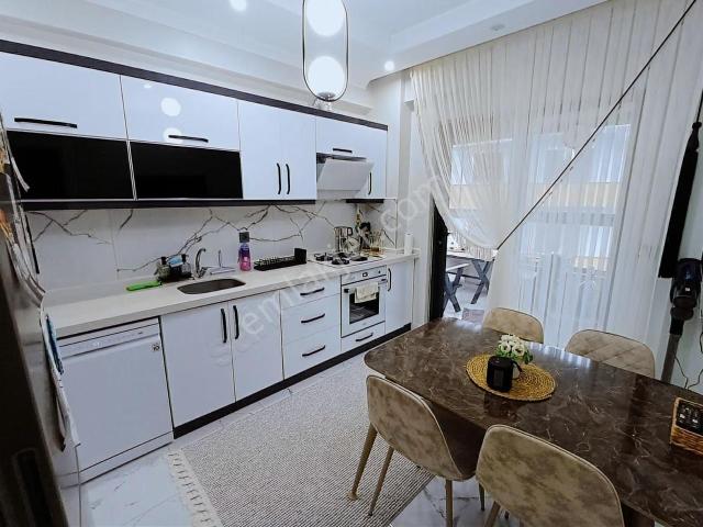 Özel Okullar Bölgesine Yakın Ferah Kullanışlı 3+1 Dublex Daire
