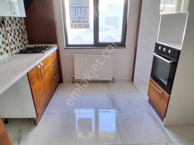 Özel Okullar'a Ve Çevreyolu'na Yakın Kiralık 2+1 Ebeveyn Banyolu