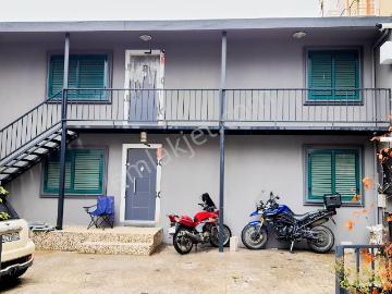 Özel Bahçeli metro 10dk villa Tipi/müstakil 2 Adet 2+1/80m2