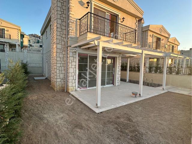 Özel Havuzlu, Müstakil Sıfır Villa