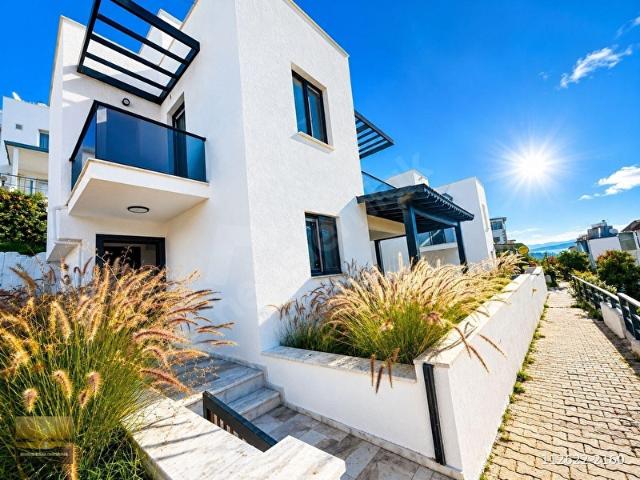 Özel Plajlı Sitede Denize Yakın Sıfır Müstakil Dubleks Villa SIFIR EV DÜŞÜK KREDİ A ENERJİ GROBU