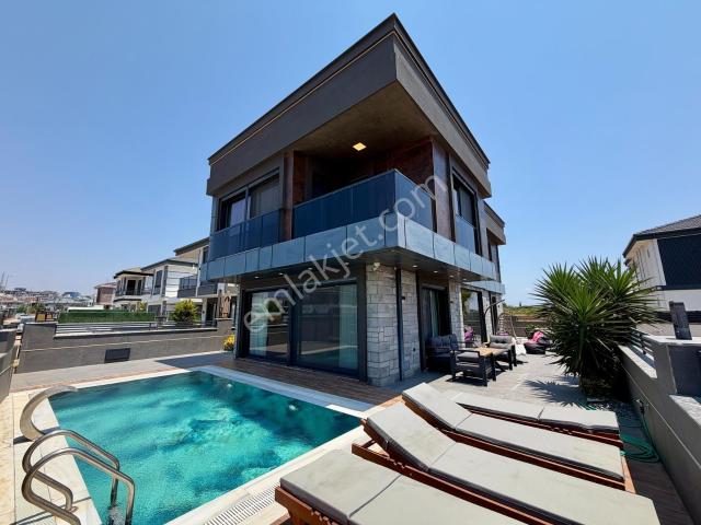 Özel Tasarım,farklı Mimari Full Eşyalı Lüx Akıllı Consept Villa