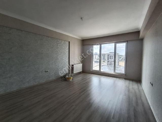 Özel Yapılı 2+1 Temiz Kiralık Daire