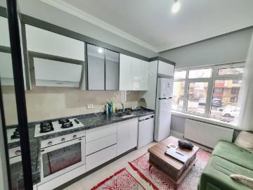 Özel Yapım Lüks, Metroya Yakın, Yenilenmiş 3+1 Daire.
