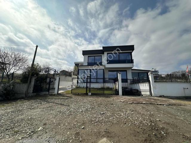 Özel Yapım Villa Satılık 4+1