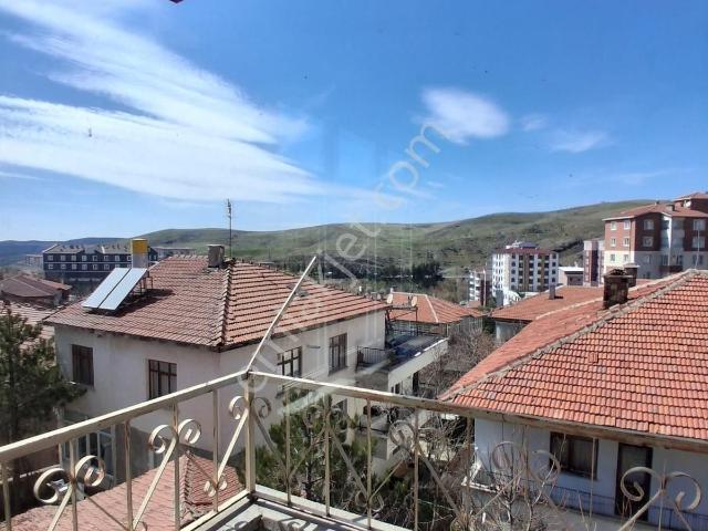 Özer Emlaktan Doğayla İç İçe Kiralık