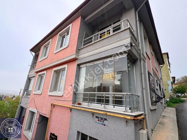 Özgü'den 30 Ağustos'da Yapılı Ve Manzaralı 2+0 Daire