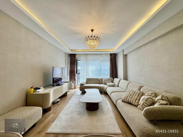 ÖZGÜL EMLAK'tan YENİ BİNADA ASANSÖRLÜ K.OTOPARKLI ŞIK TASARIMLI GÜNEY CEPHE 2+1 DAİRE
