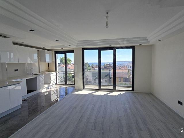 ÖZGÜN EMLAKTAN BÜYÜKÇEKMECE SAHİLDE 3+1170 m2 SIFIR DUBLEX