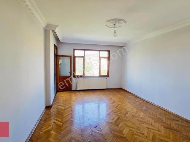 Özgün Emlaktan Kuba Camii Karşısında 4+1 200 M2 Dublex Daire