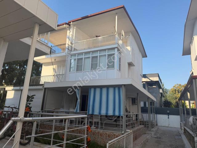 Özgün Gm’den Denize İlk Sitede Satılık 3+1 Özellikli Yazlık Villa