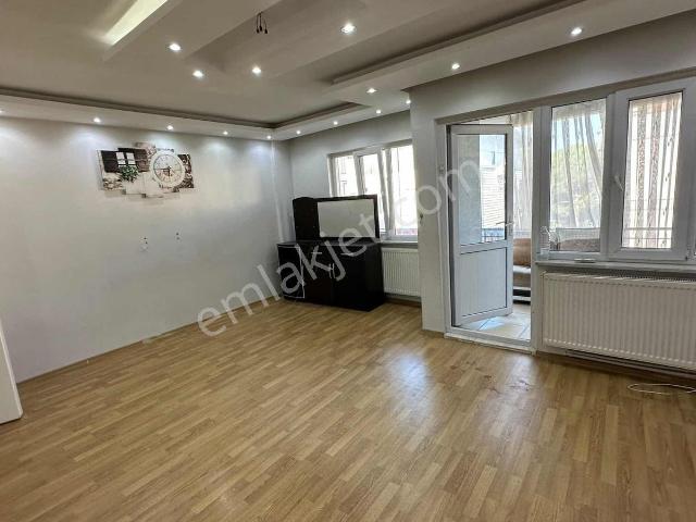 Özgün Gm'den 75. Yıl Mah. De Satılık Boş 3+1 Daire