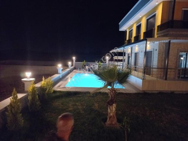 Özgün Gm'den Gülbahçe De Özel Yapım 600 M2 Arsa İçinde Villa