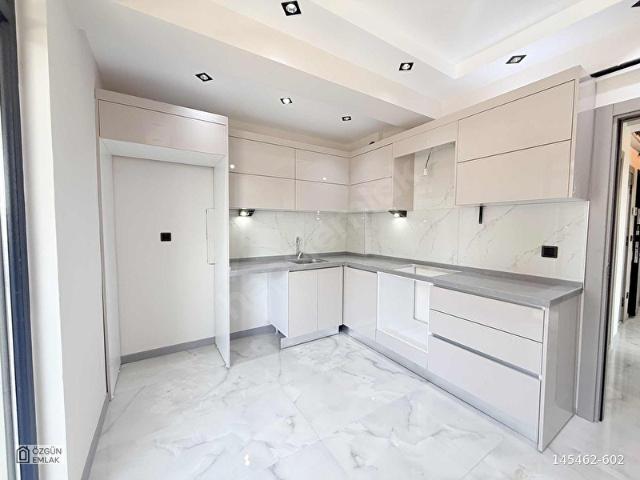 ÖZGÜN'DEN 71 EVLER MH. MÜKEMMEL KONUM ÖZEL GARAJLI 2+1 DAİRE