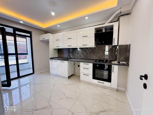ÖZGÜN'DEN ÇAMLICA MAH. GÜNDÜZ ÖKÇÜN BULVAR YAKINI 3+1 DAİRE