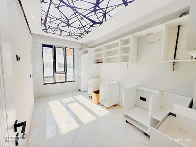 ÖZGÜN'DEN EMEK MH DİLEK CADDESİ YAKINI 2+1 DAİRELER