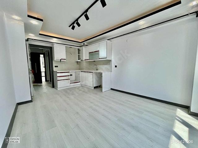 ÖZGÜN'DEN ŞİRİNTEPE MAHALLESİ YAYLA CADDESİ YAKINI 1+1 DAİRE