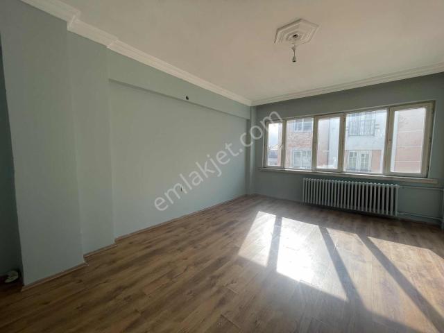 Özgün'den Kırmızı Toprak Mahallesi Kiralık 3+1 Daire