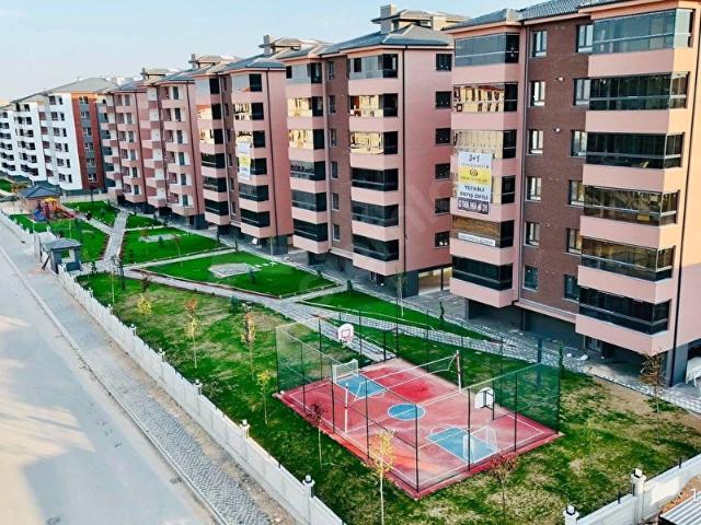 ÖZGÜN'DEN SİTE İÇİ ULTRA LÜKS MÜKEMMEL KONUM 3+1 DAİRELER