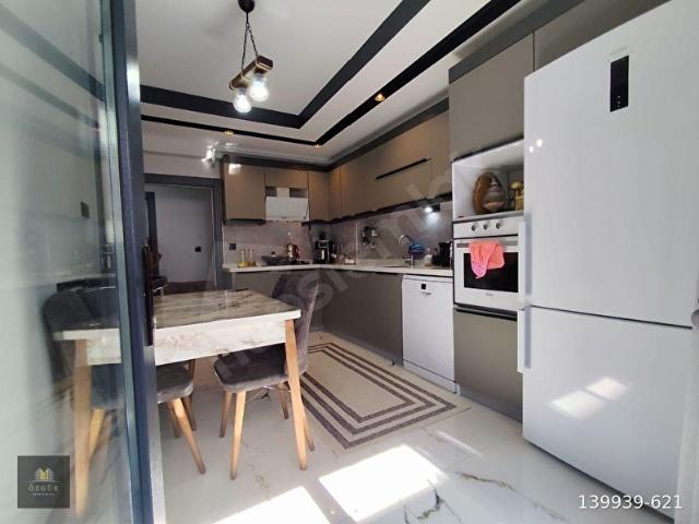 ÖZGÜR GAYRİMEKUL'DEN ÇAMLICA MAH. SATILIK 3+1