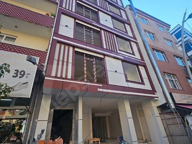 ÖZGÜR İNŞAAT'TAN CADDE ÜZERİNDE GAZİ MAH 3+1 125M2 SIFIR DAİRE