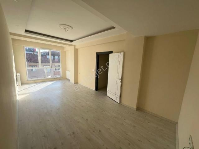Özgür İnşaat'tan Hastane Mah'de 2+1 Kiralık Daire