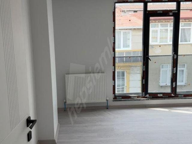 ÖZGÜR İNŞAAT'TAN 50.YIL MAH 2+1 SATILIK DAİRE !