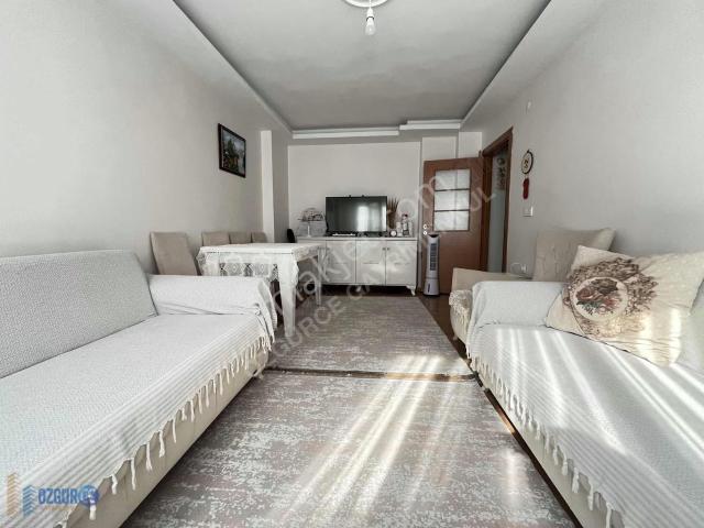 Özgürce Gyd'den Cami Mh Asansörlü Kiralık 2+1 Arakat Daire