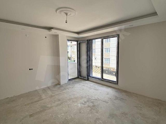 ÖZGÜRCE GYD'DEN MARMARAY YAKINI 3+1 ARAKAT DAİRE