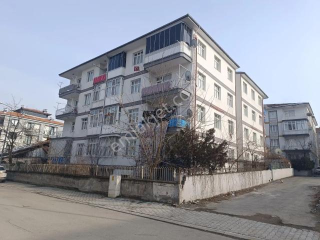 Özgürden Tapu Müdürlüğü Üst Sokağında Satılık 3+1 Ara Kat