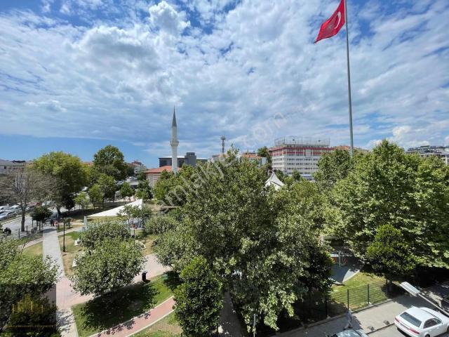 Özgür'den Haznedarda Park Manzaralı Satılık 3+1