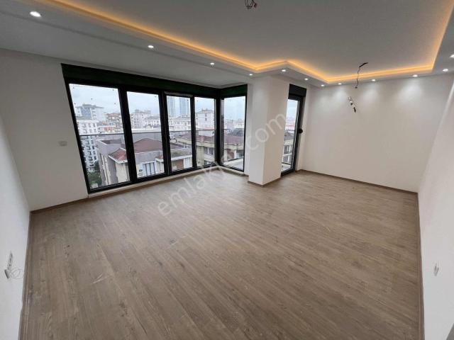 Özgürlük Parkı Ve Marmaraya Yürüme Mesafesinde 100 M² Net 3+1