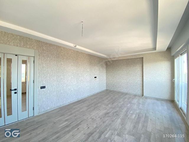 ÖZGÜVEN'DEN 3 CEPHELİ GÖZDE 4+1 DAİRE