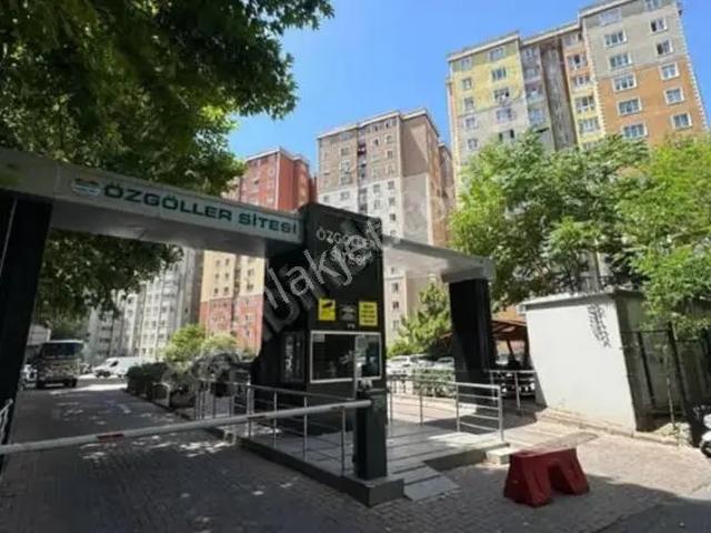 Özgöller Sitesinde 3+1 Eşyalı Kiralık Daire uygun Gayrimenkul