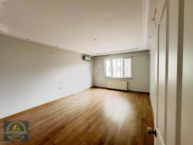 Özgöller Sitesinde 3+1 Full Tadilatlı Kiralık Daire