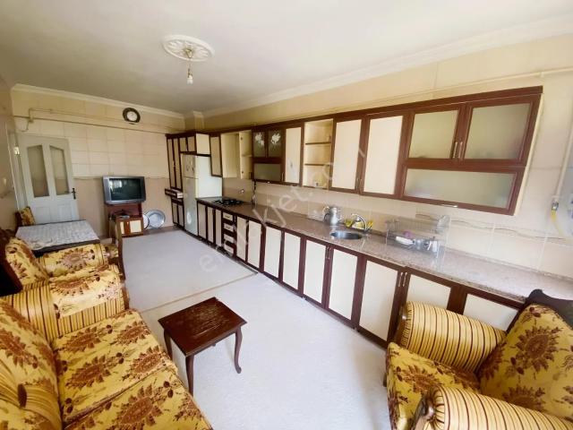 Özhan'dan Çukurdere Mahallesin'de 2+1 Eşyalı Kiralık Daire