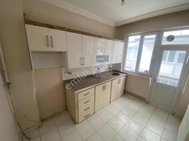 Özhan'dan Başharık Mahallesin'de 2+1 Kiralık Daire