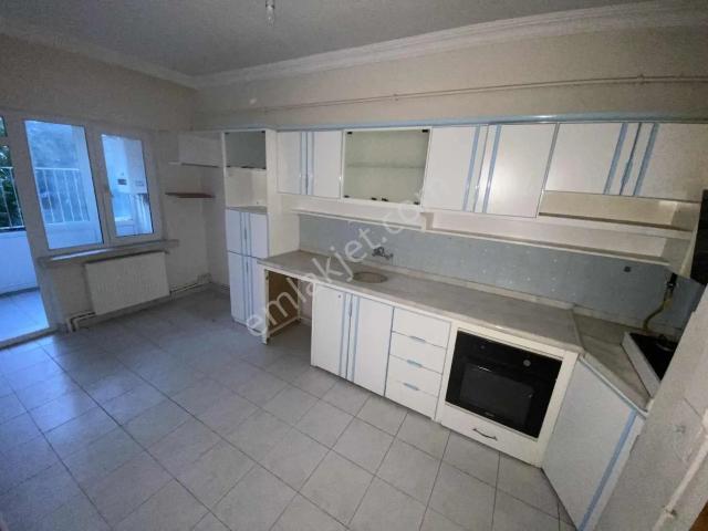 Özhan'dan Fırat Mahallesin'de 2+1 Kiralık Daire