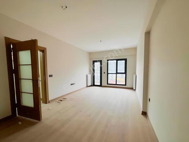 Özhan'dan İnönü Caddesin'de 3+1 Kiralık Toki Daireleri